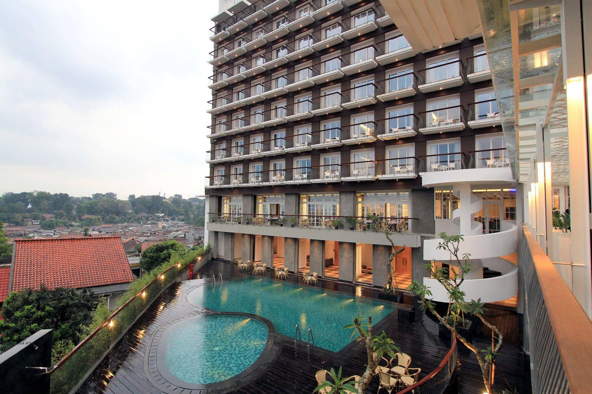 The 1o1 Suryakancana Hotel Bogor